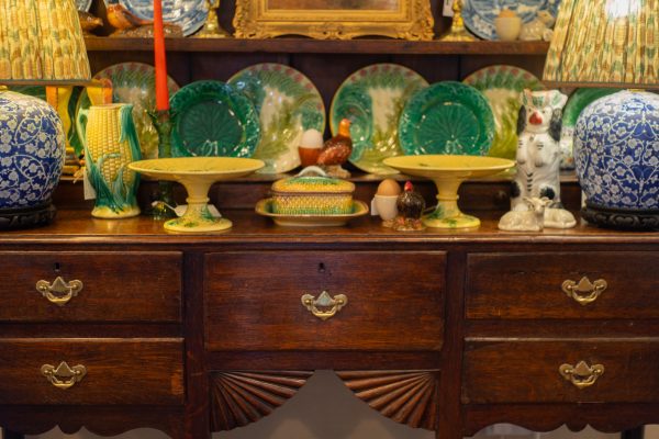 Georgian Oak Dresser - Image 3