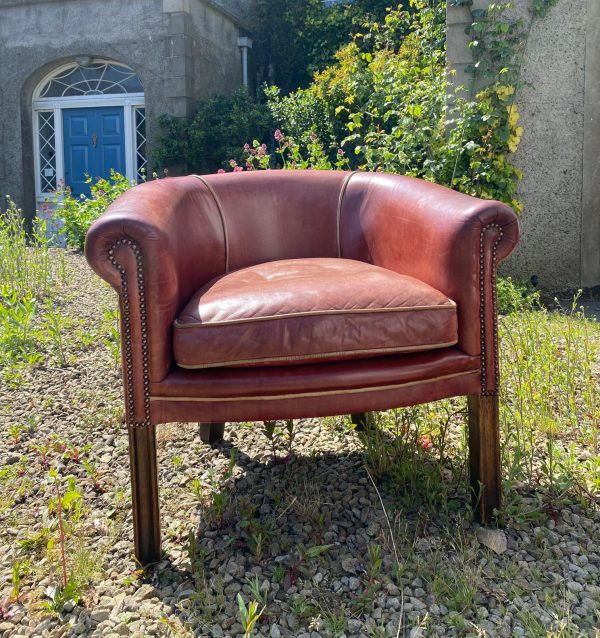 A Fine Pair of Leather Tub Chairs, C. 1950/60 - Image 3