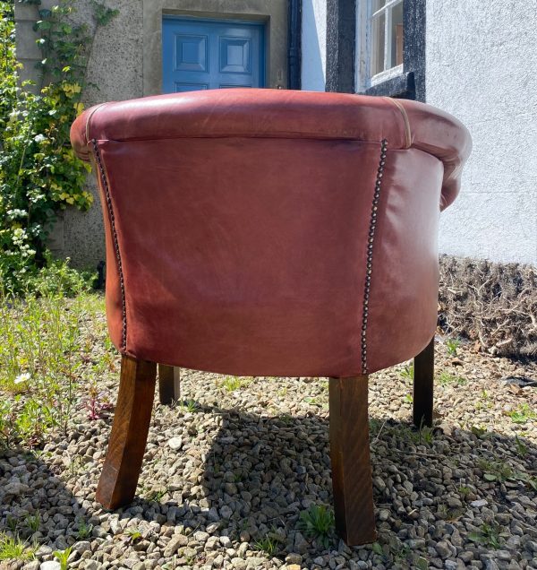 A Fine Pair of Leather Tub Chairs, C. 1950/60 - Image 5