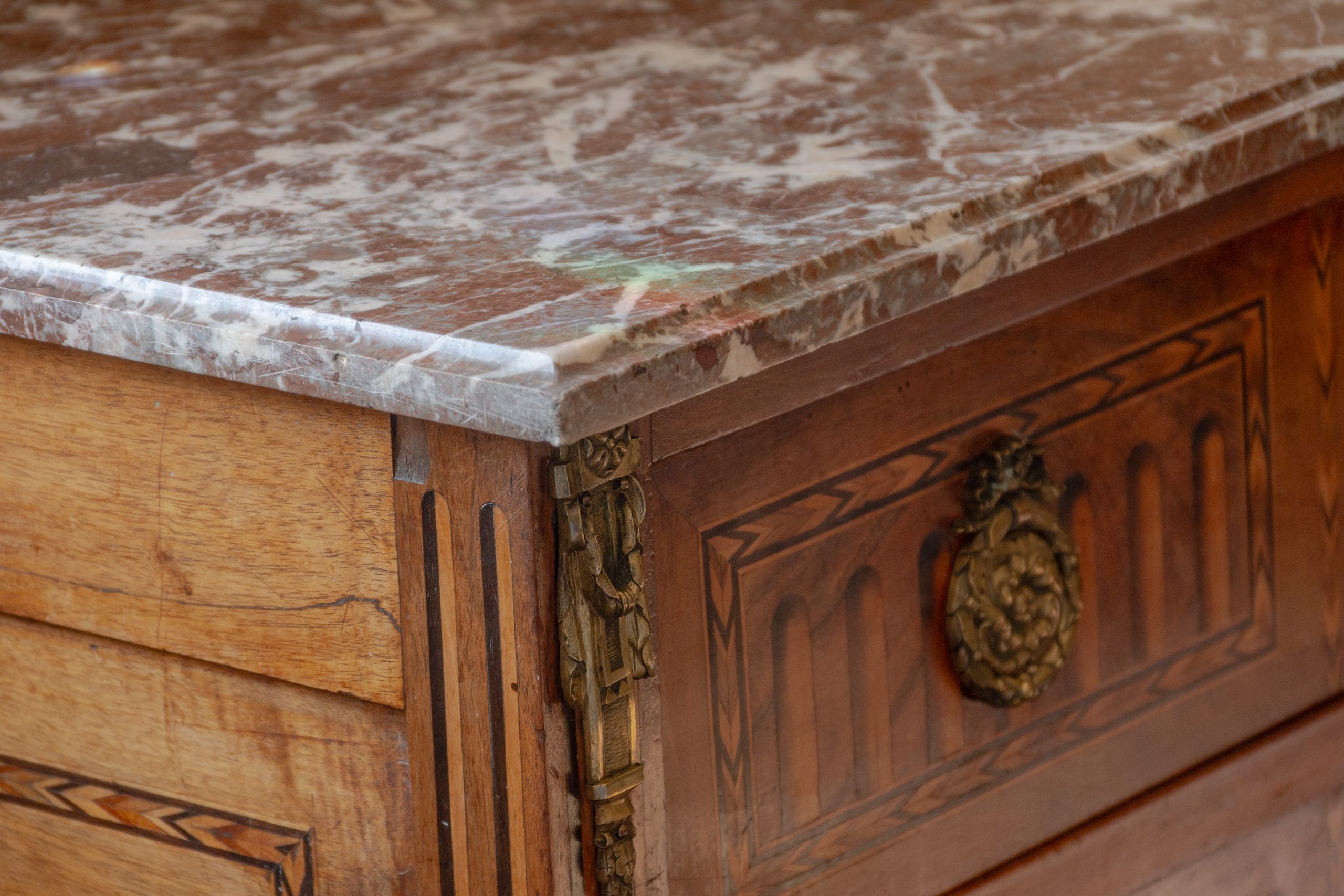 A Superb French Louis XVI Commode - Image 9